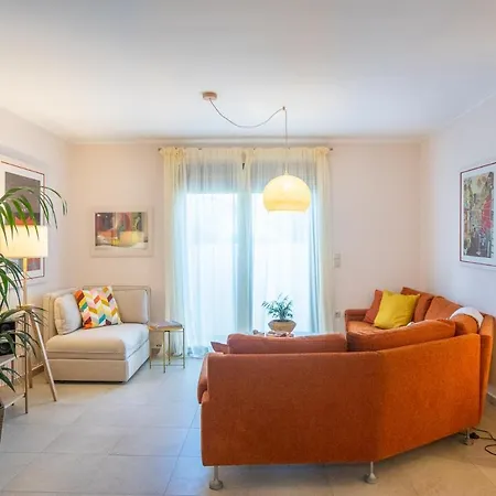 Daire Melibel House